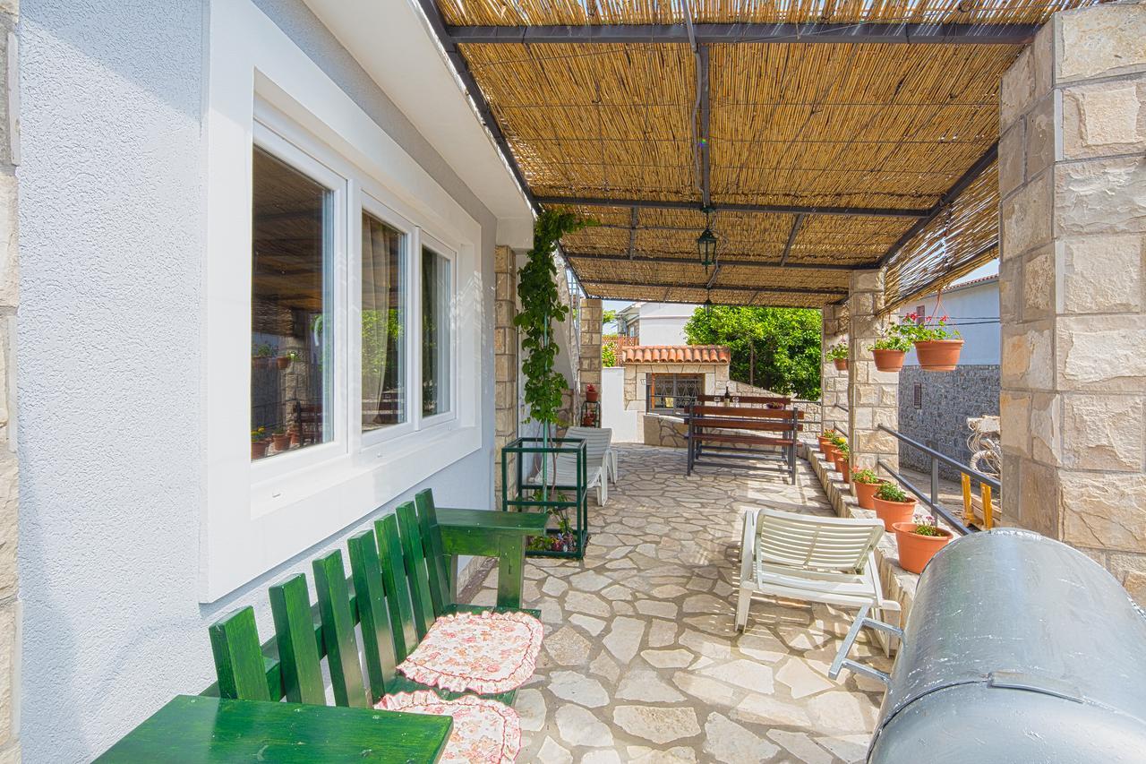 Apartman Kunjic Krimovica エクステリア 写真